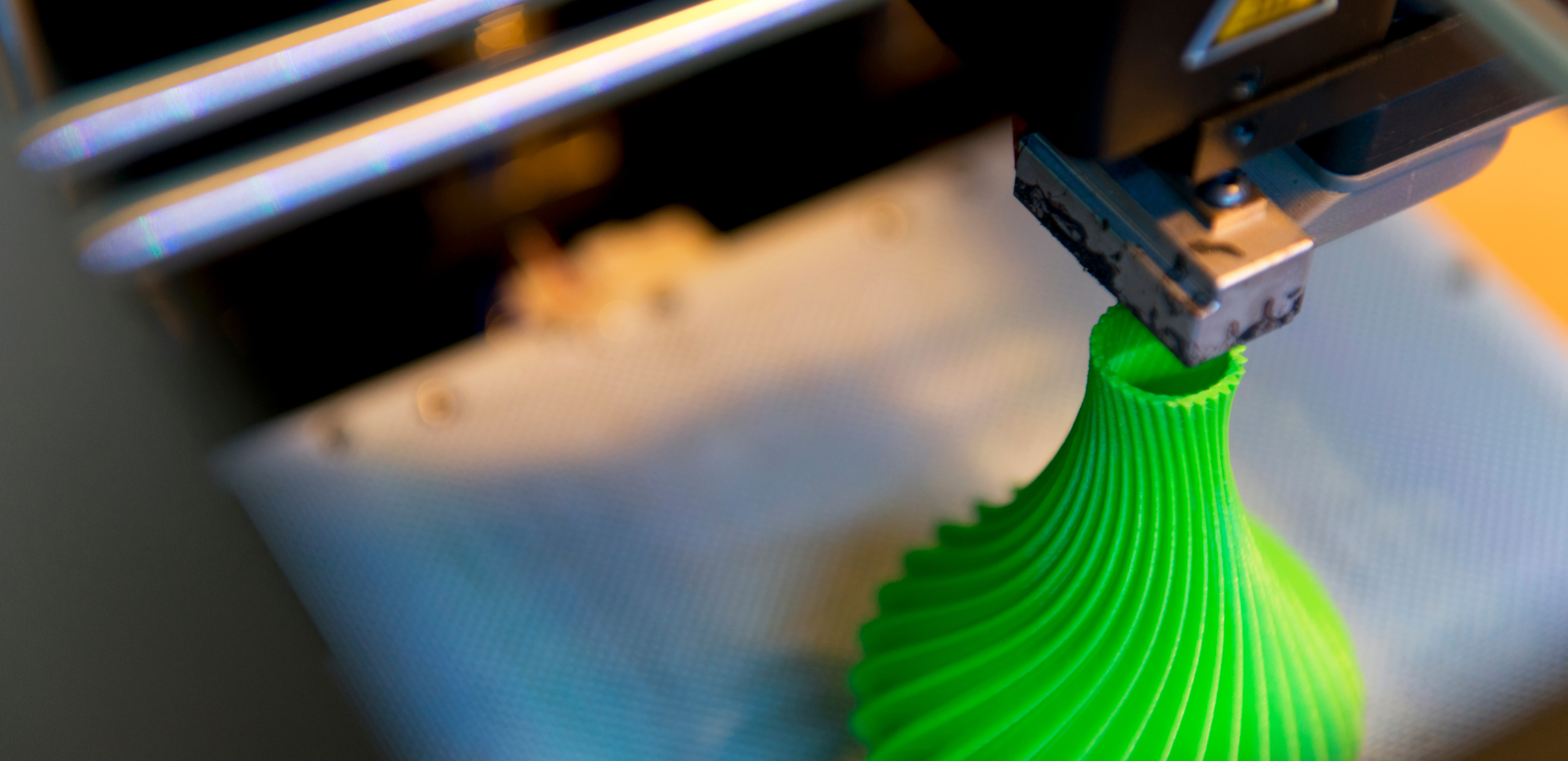 3D-Drucker erstellt Objekt bei TECCON Austria